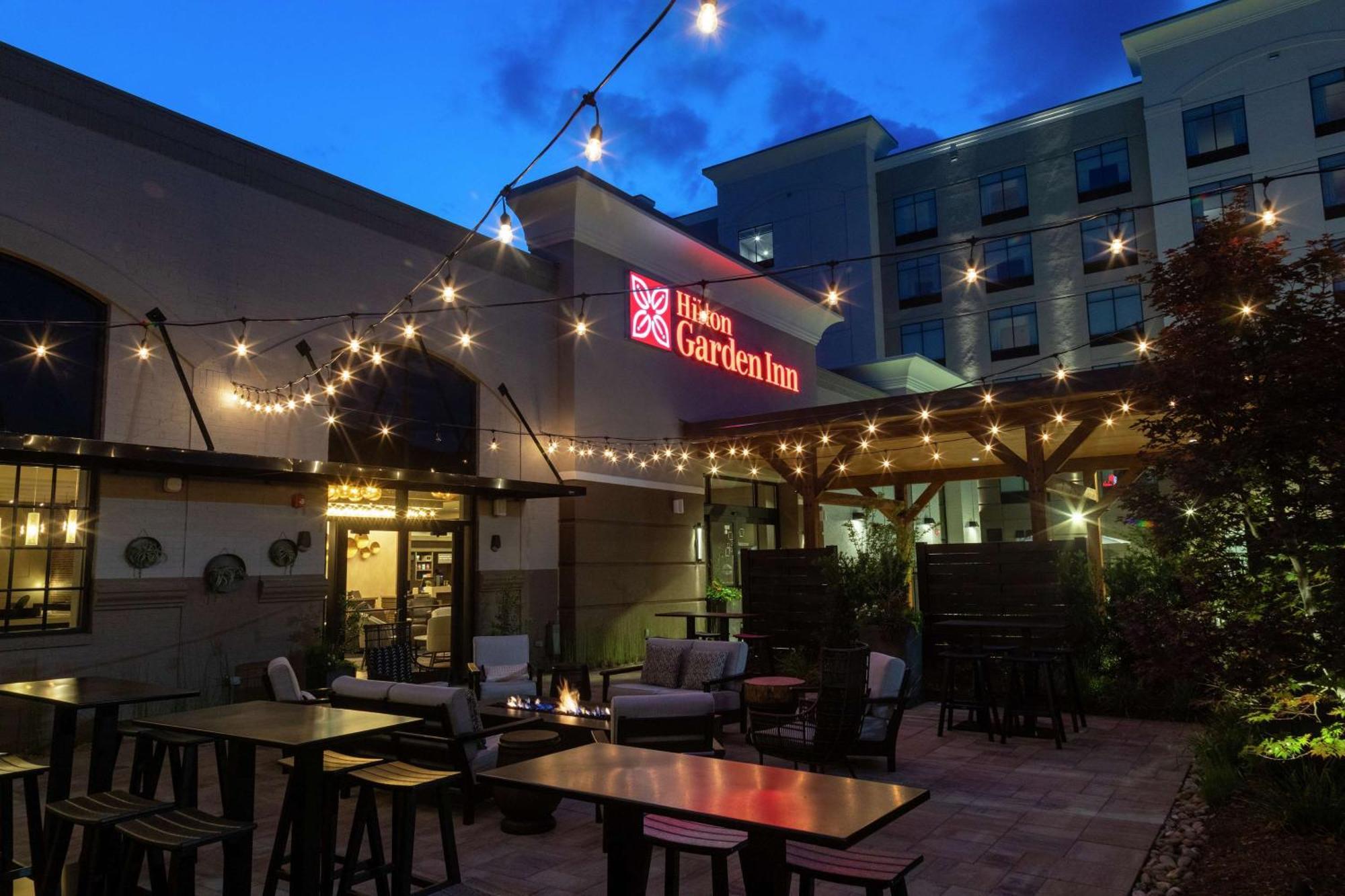 Hilton Garden Inn Spartanburg Eksteriør bilde